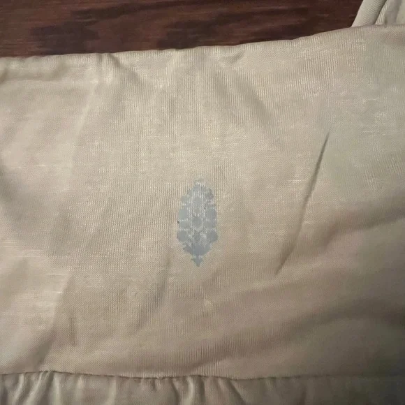 Brandy Melville Beige Fabric - Picture 12 of 12